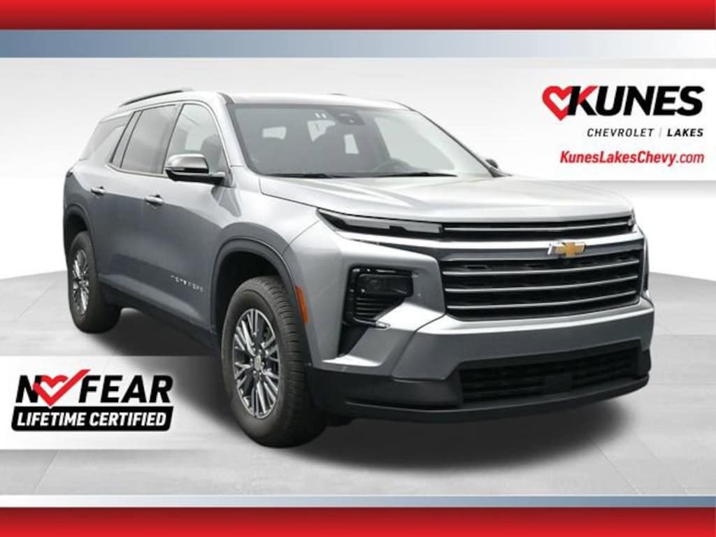 Used 2024 Chevrolet Traverse LT SUV