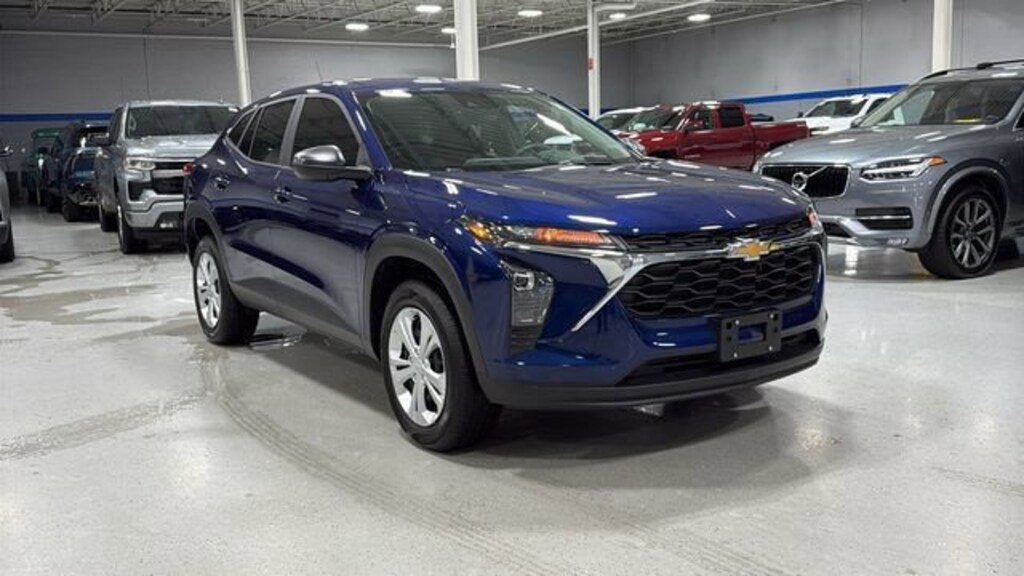 Used 2024 Chevrolet Trax LS SUV