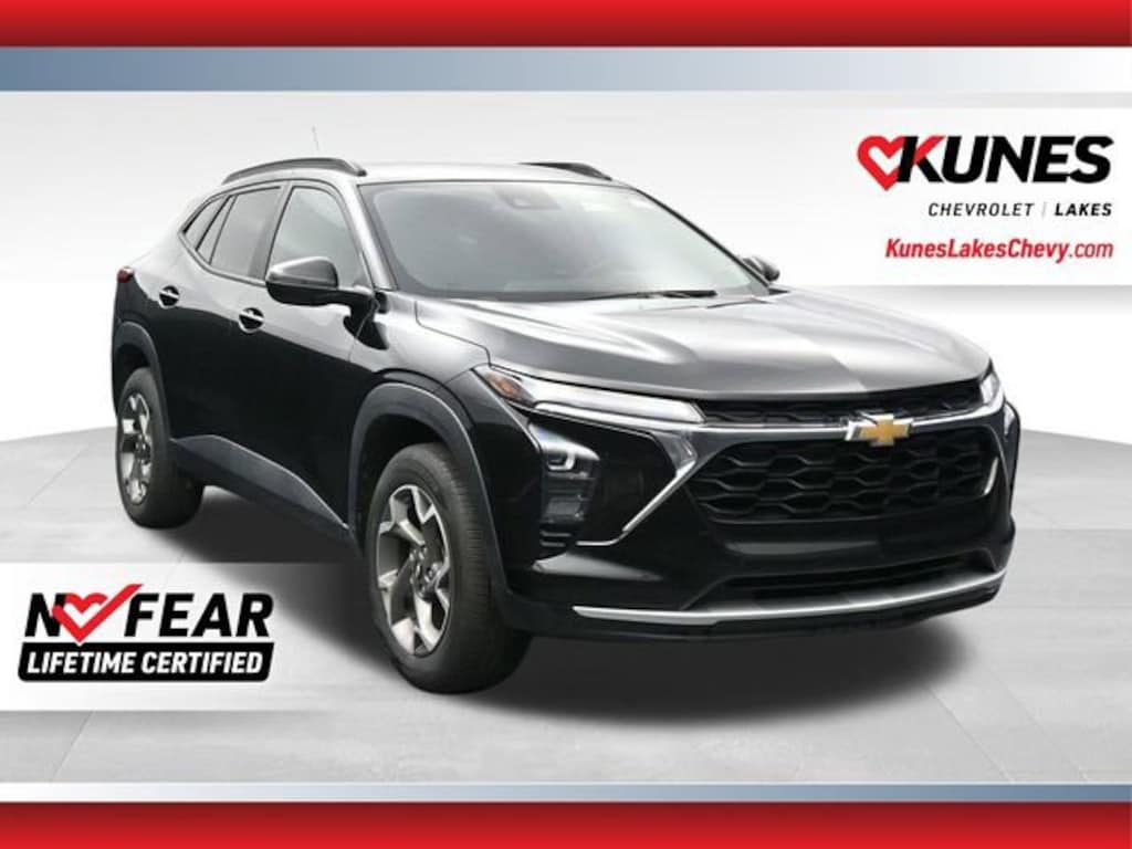 Used 2025 Chevrolet Trax LT SUV