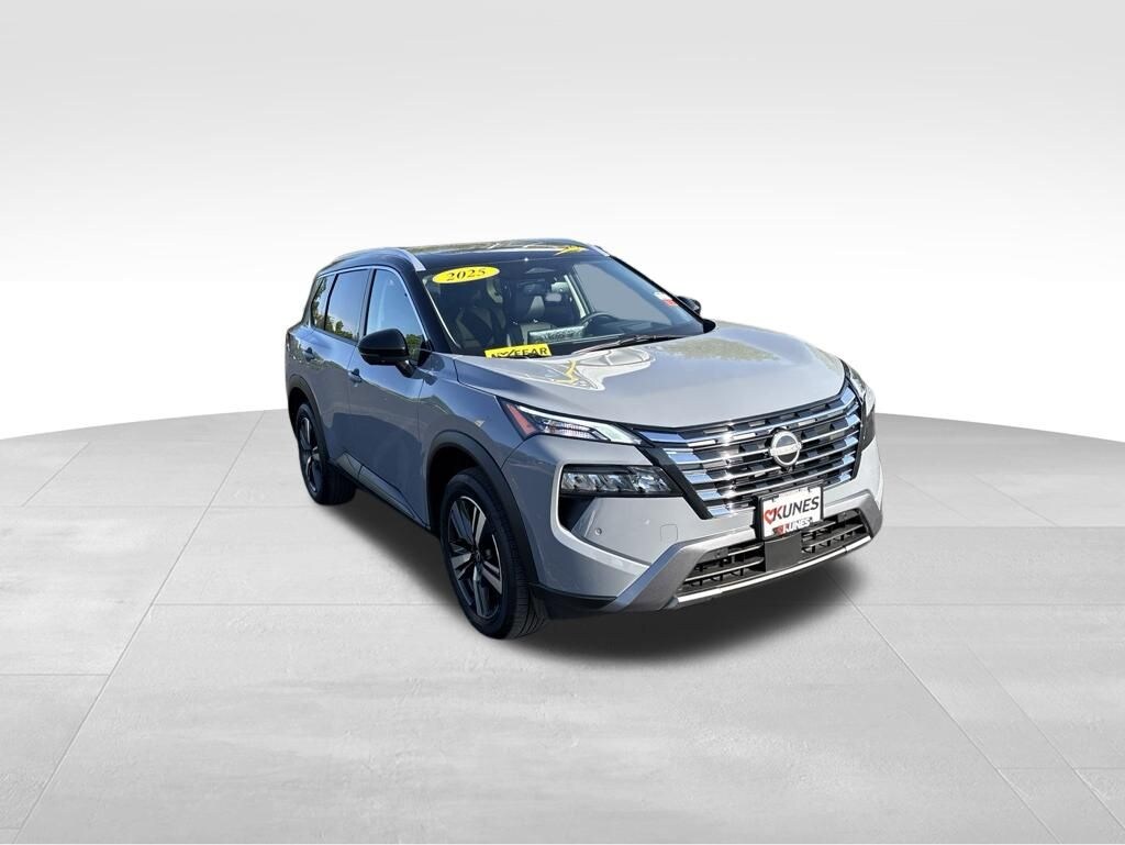 Used 2025 Nissan Rogue SL SUV