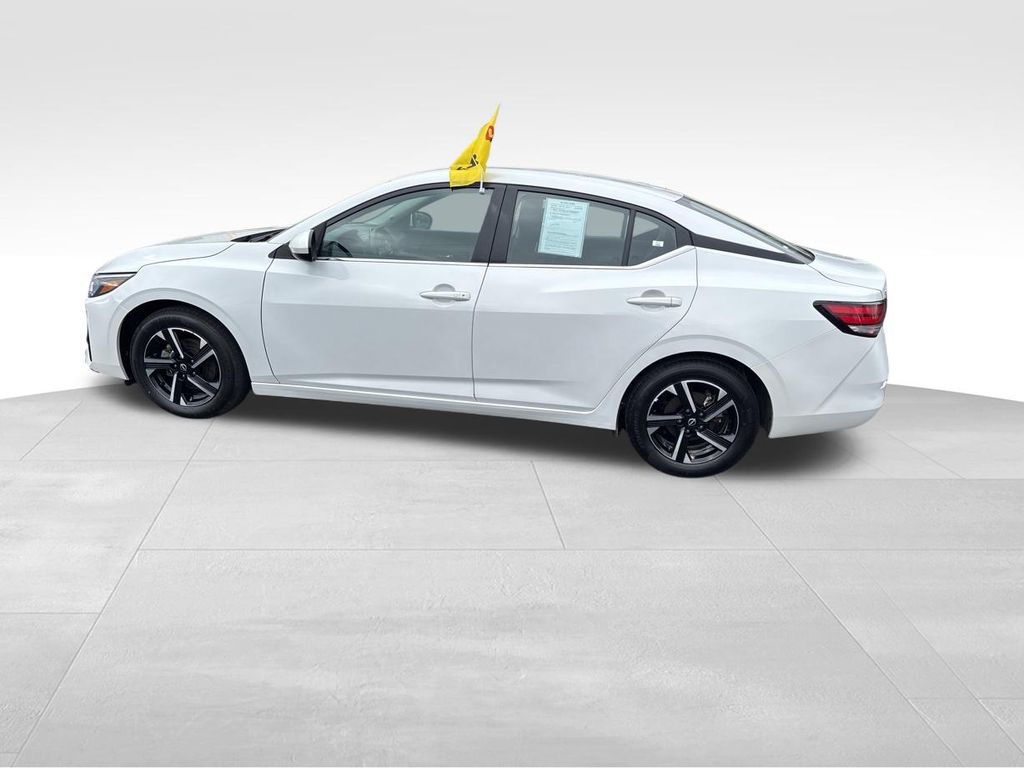 2024 Nissan Sentra SV - Photo 8