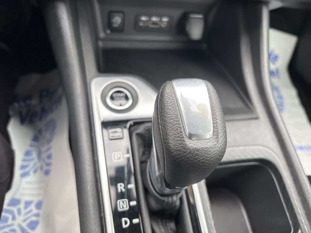 2024 Nissan Sentra SV - Photo 21