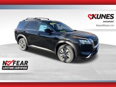 2025 Nissan Pathfinder SV SUV