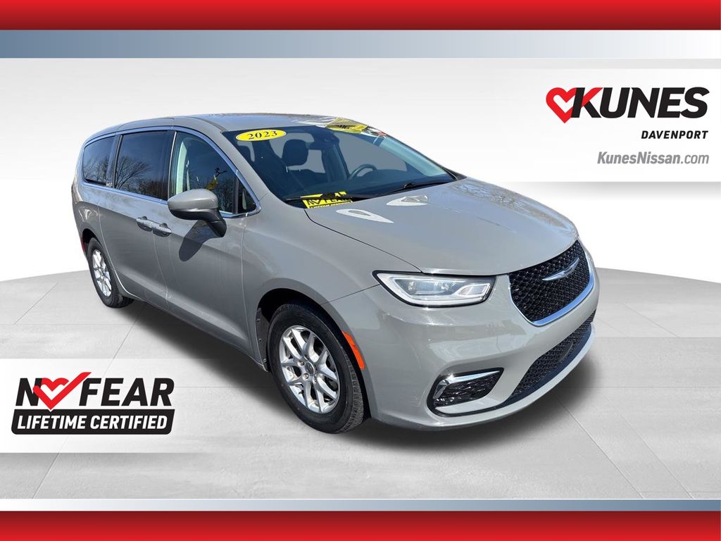 2023 Chrysler Pacifica