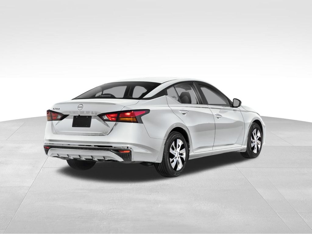 2025 Nissan Altima 2.5 S photo 2