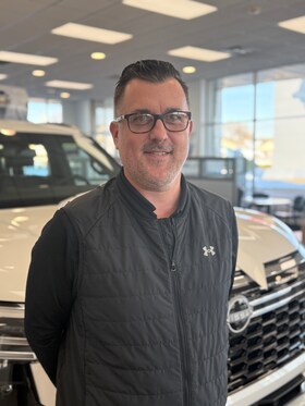 Staff member Brett Peterson from b6c2ab78bb94