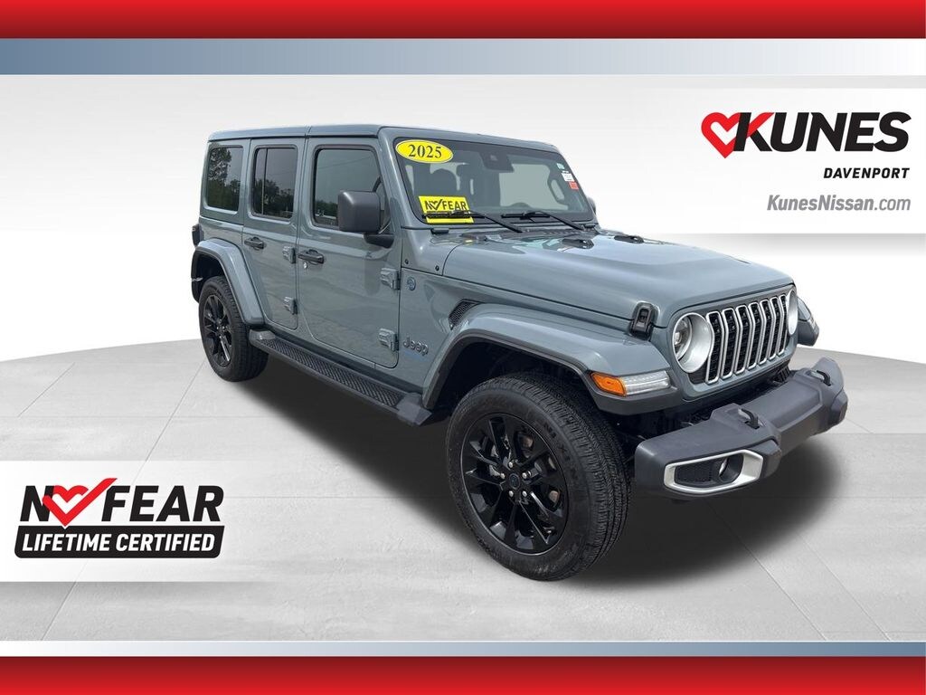 Used 2025 Jeep Wrangler 4xe Sahara SUV