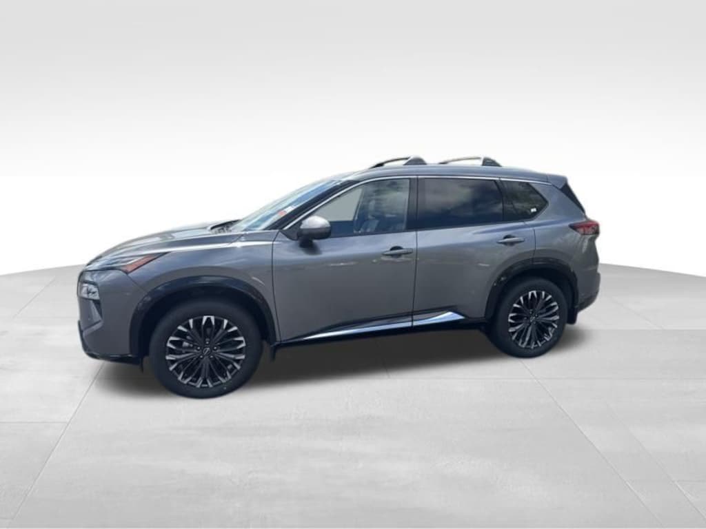 Used 2025 Nissan Rogue Platinum SUV
