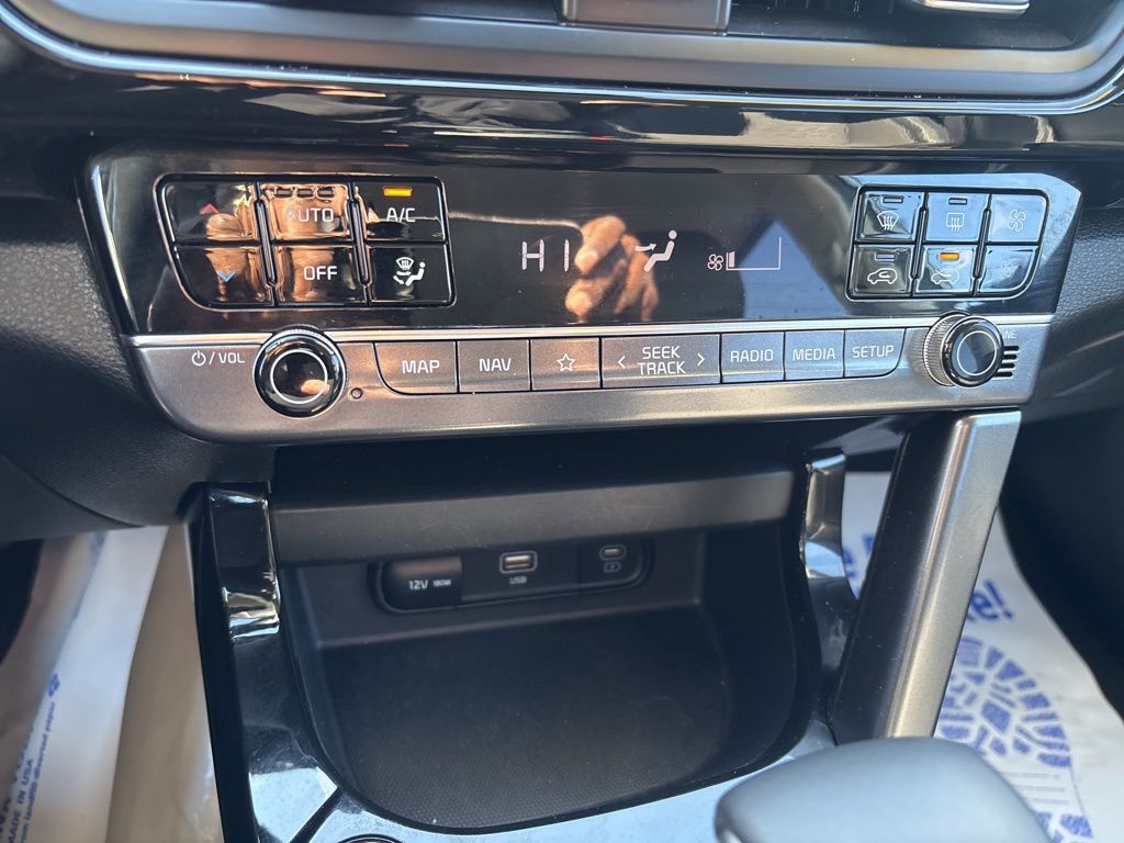 2025 Kia Seltos S - Photo 24