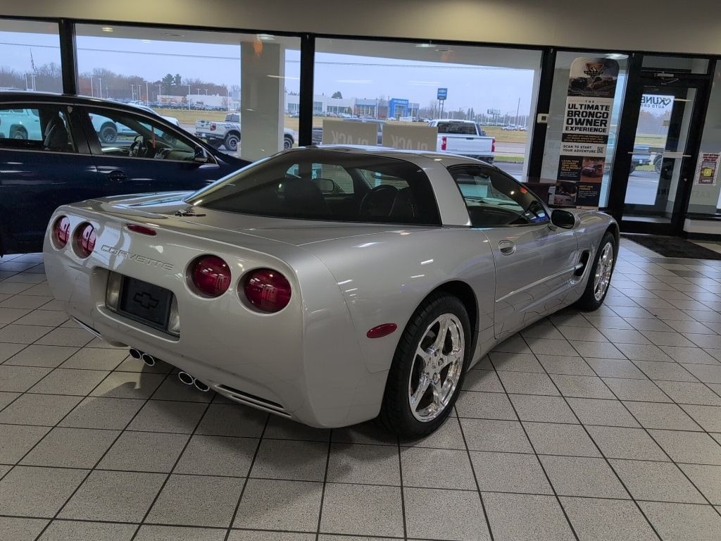 Used 2004 Chevrolet Corvette Base Coupe