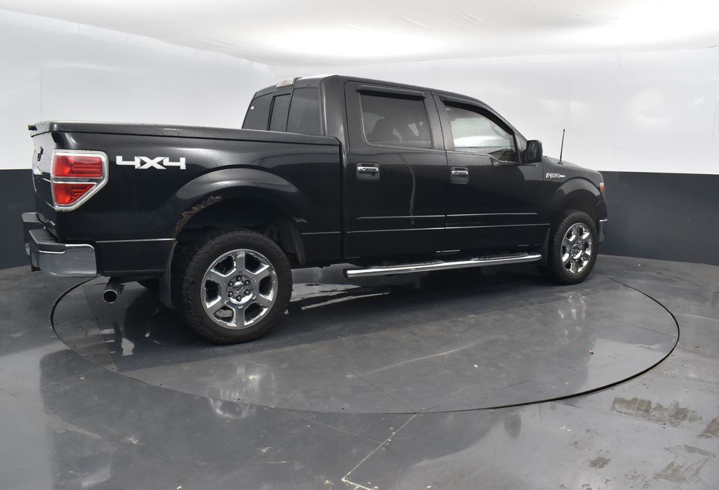 2014 Ford F-150 XLT photo 2