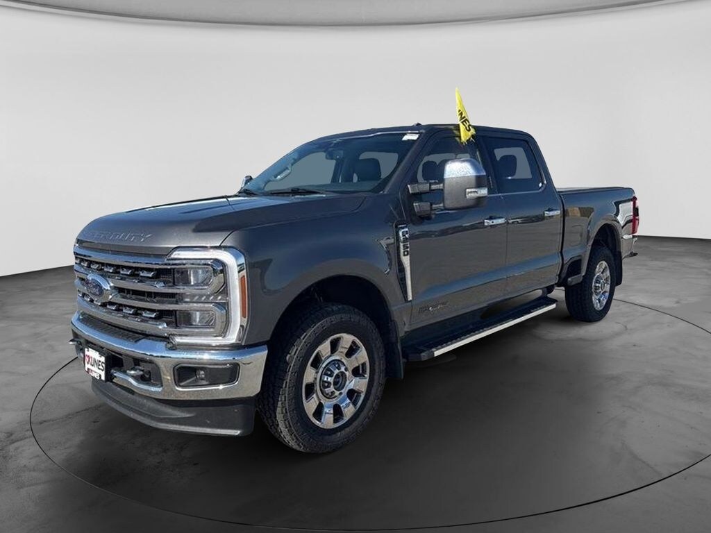 Used 2023 Ford F-250 Lariat Truck Crew Cab