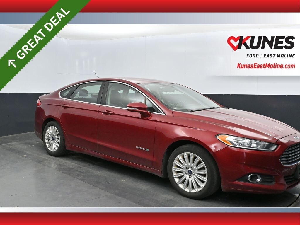 Used 2016 Ford Fusion Hybrid SE Sedan