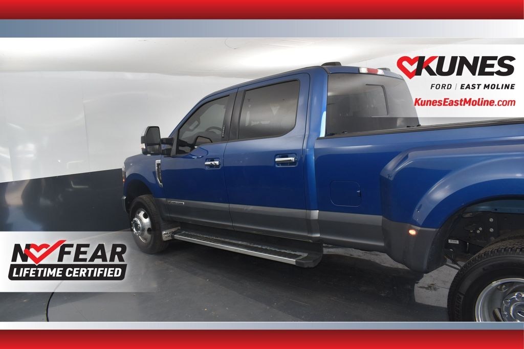 Used 2022 Ford F-350 Lariat DRW Truck Crew Cab
