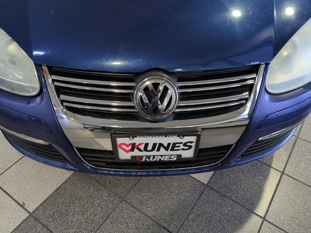 Used 2009 Volkswagen Jetta TDI Sedan