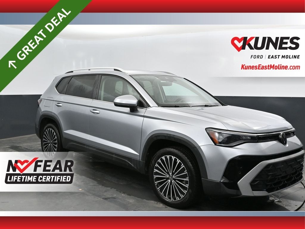 Used 2025 Volkswagen Taos 1.5T SE SUV