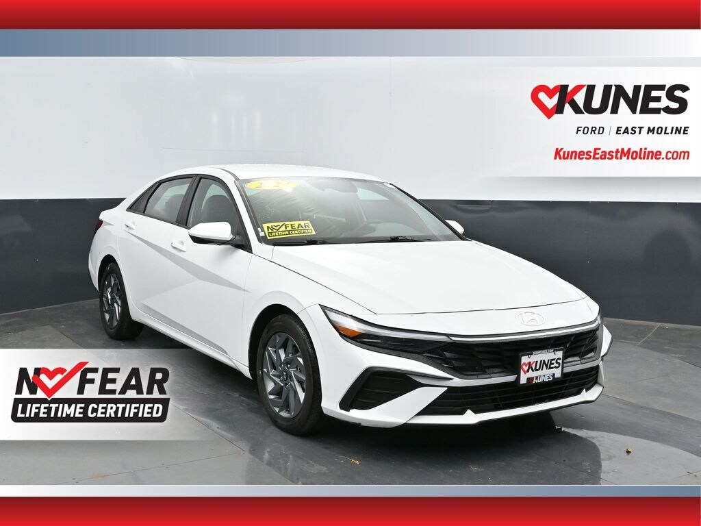 Used 2024 Hyundai Elantra SEL Sedan