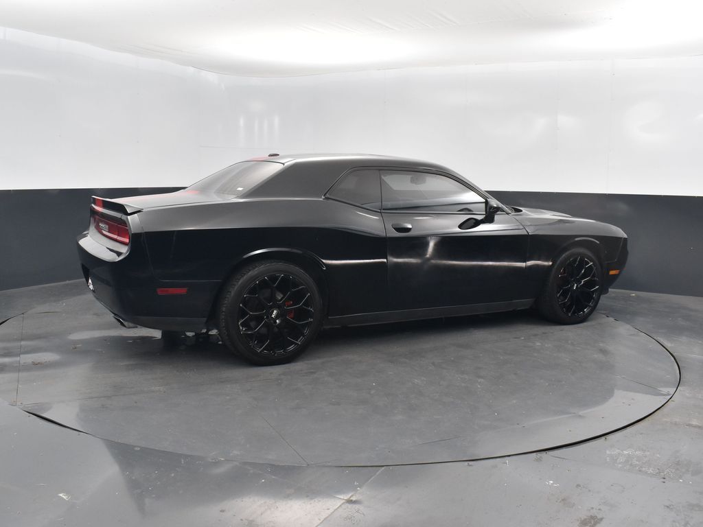 2014 Dodge Challenger Rallye Redline photo 2