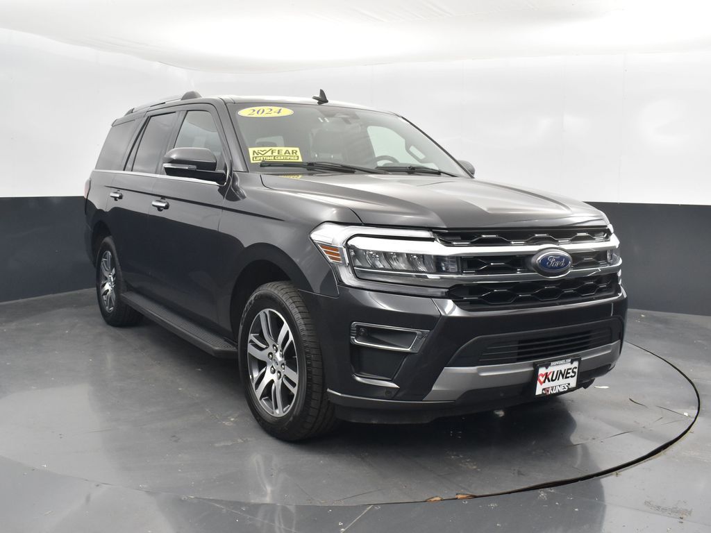 2024 Ford Expedition Limited photo 3