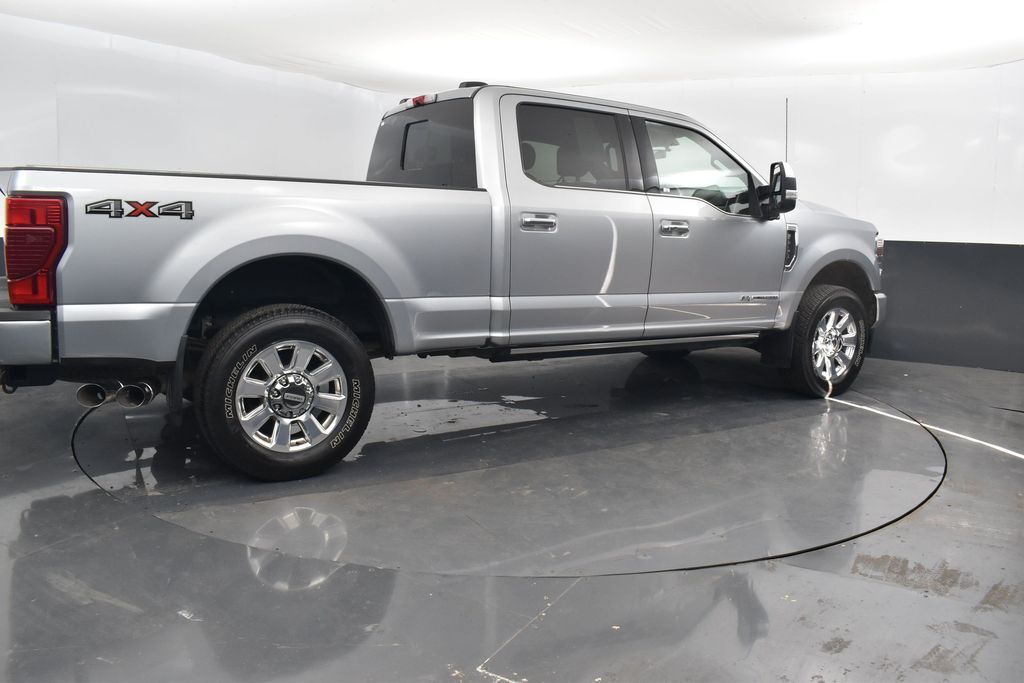 2022 Ford F-250 Platinum photo 2