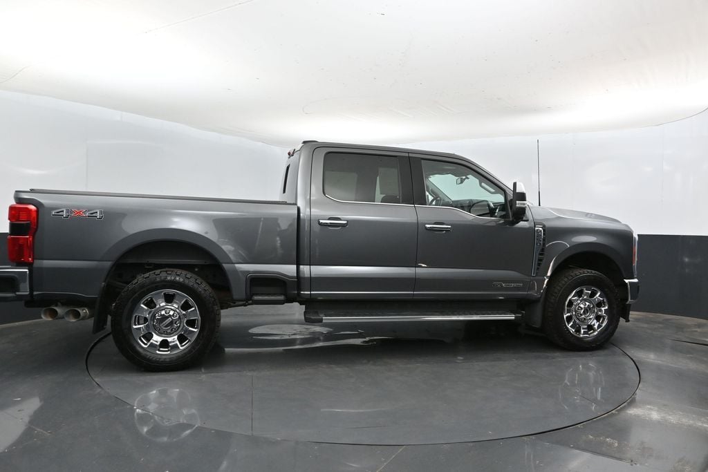 Used 2023 Ford F-250 Lariat Truck Crew Cab