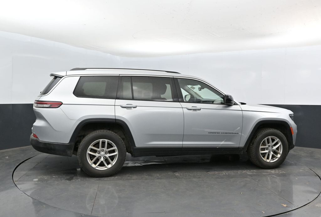 Used 2023 Jeep Grand Cherokee Laredo SUV