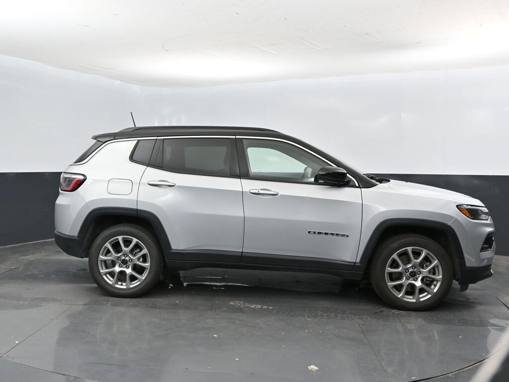 Used 2025 Jeep Compass Limited SUV