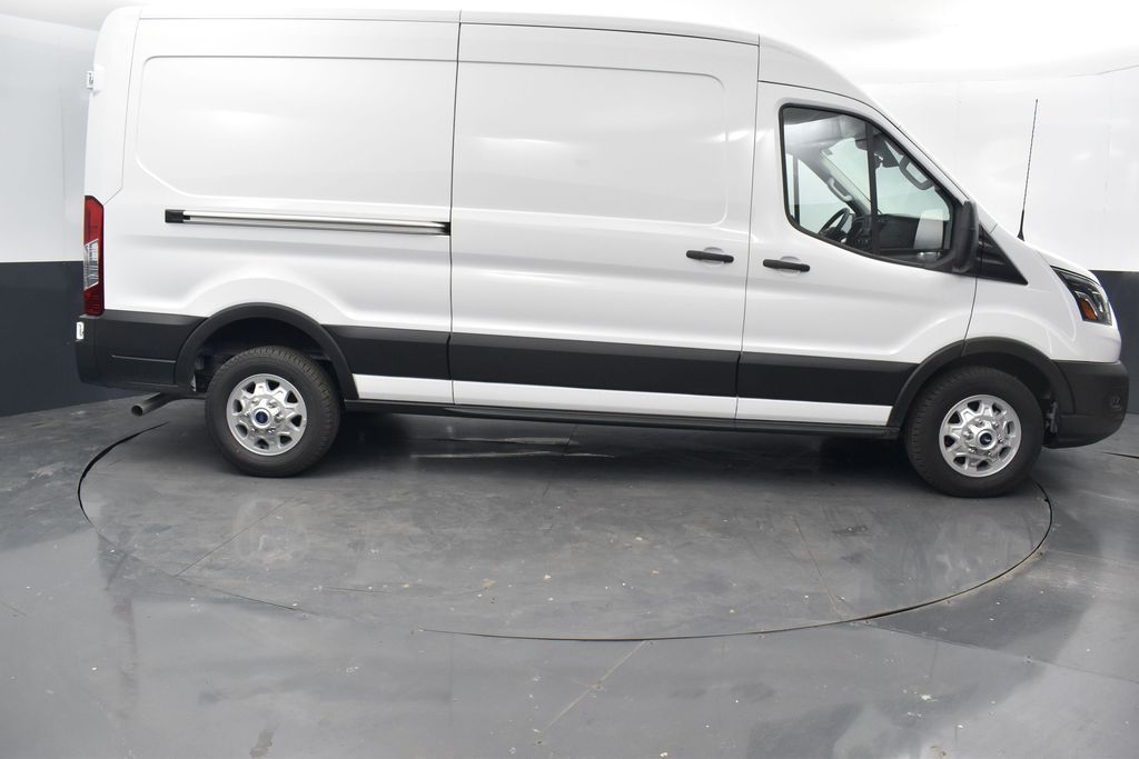 2025 Ford Transit Cargo Van photo 3