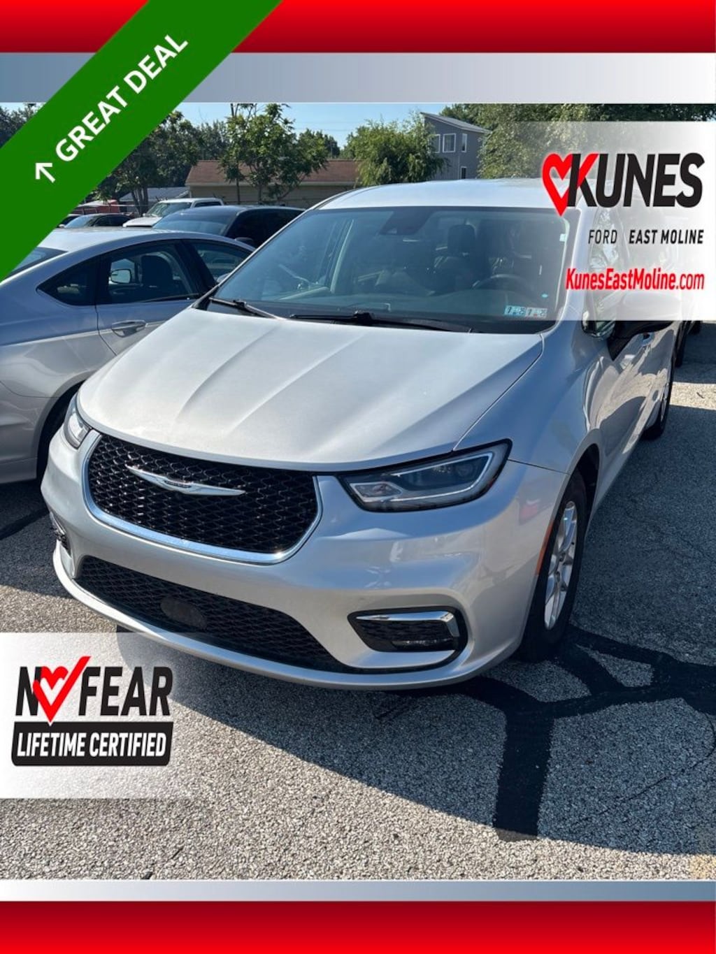 Used 2024 Chrysler Pacifica Touring L Van Passenger Van