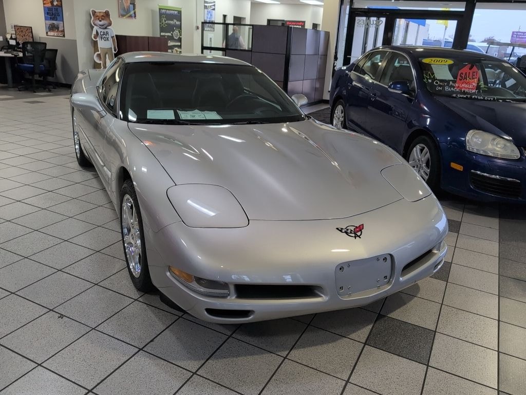 Used 2004 Chevrolet Corvette Base Coupe