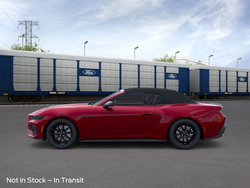 2025 Ford Mustang GT Premium Convertible photo 3