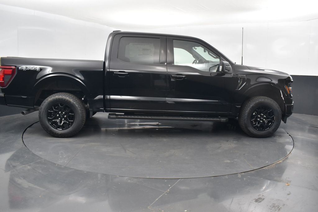 2025 Ford F-150 XLT photo 3