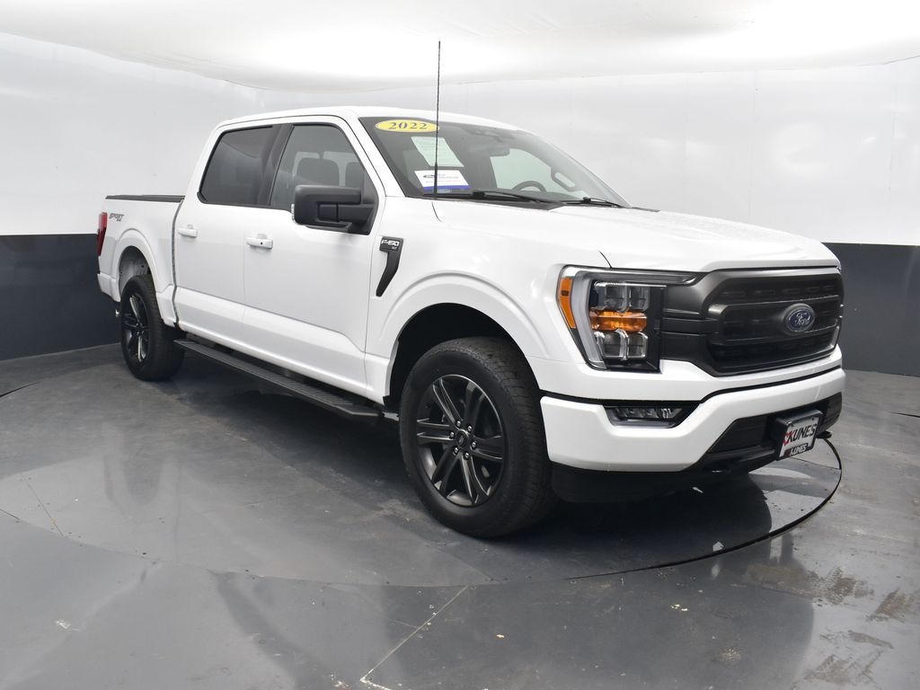 2022 Ford F-150 XLT photo 3