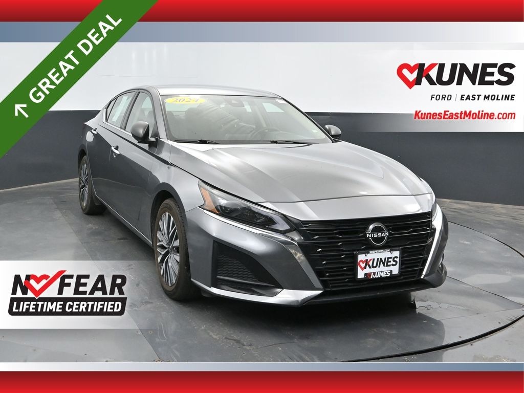 Used 2024 Nissan Altima 2.5 SV Sedan
