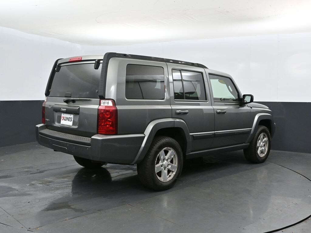 Used 2007 Jeep Commander Sport SUV