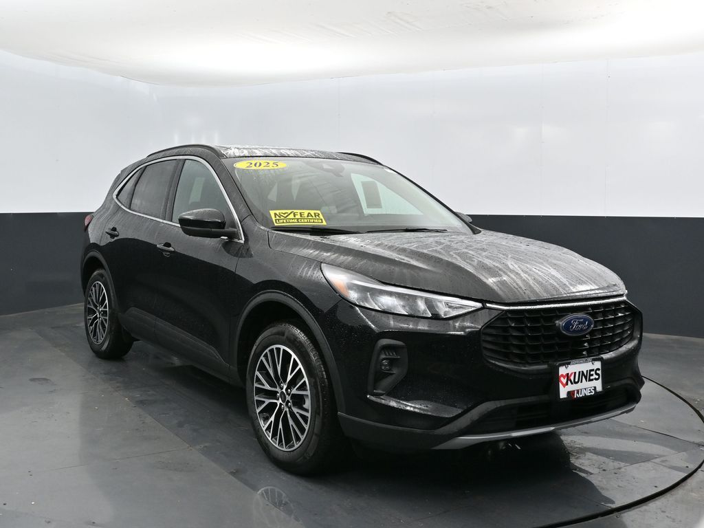 2025 Ford Escape Plug-In Hybrid Base photo 3