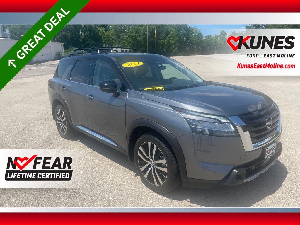 Used 2024 Nissan Pathfinder Platinum SUV