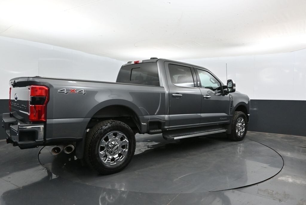 Used 2023 Ford F-250 Lariat Truck Crew Cab