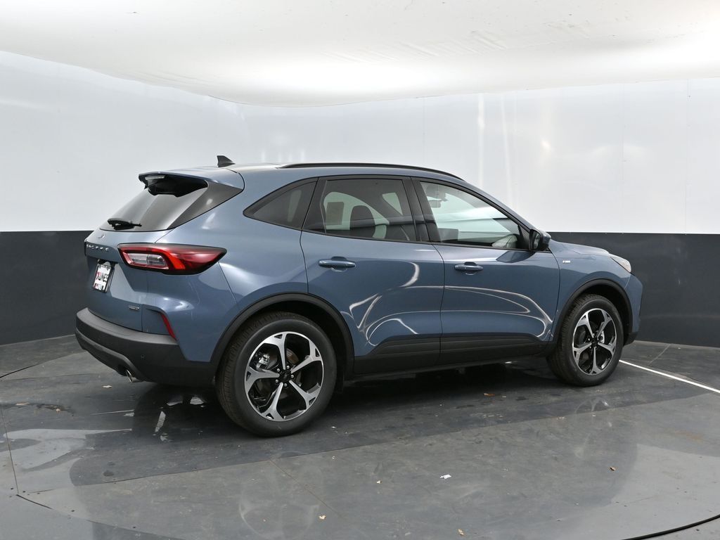 2025 Ford Escape Hybrid ST-Line Select photo 2