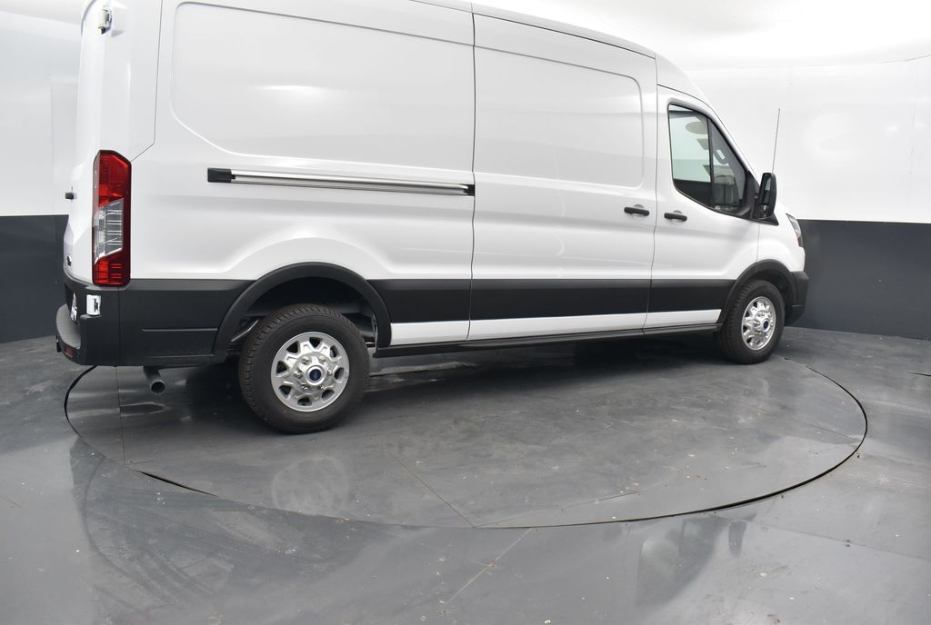2025 Ford Transit Cargo Van photo 2
