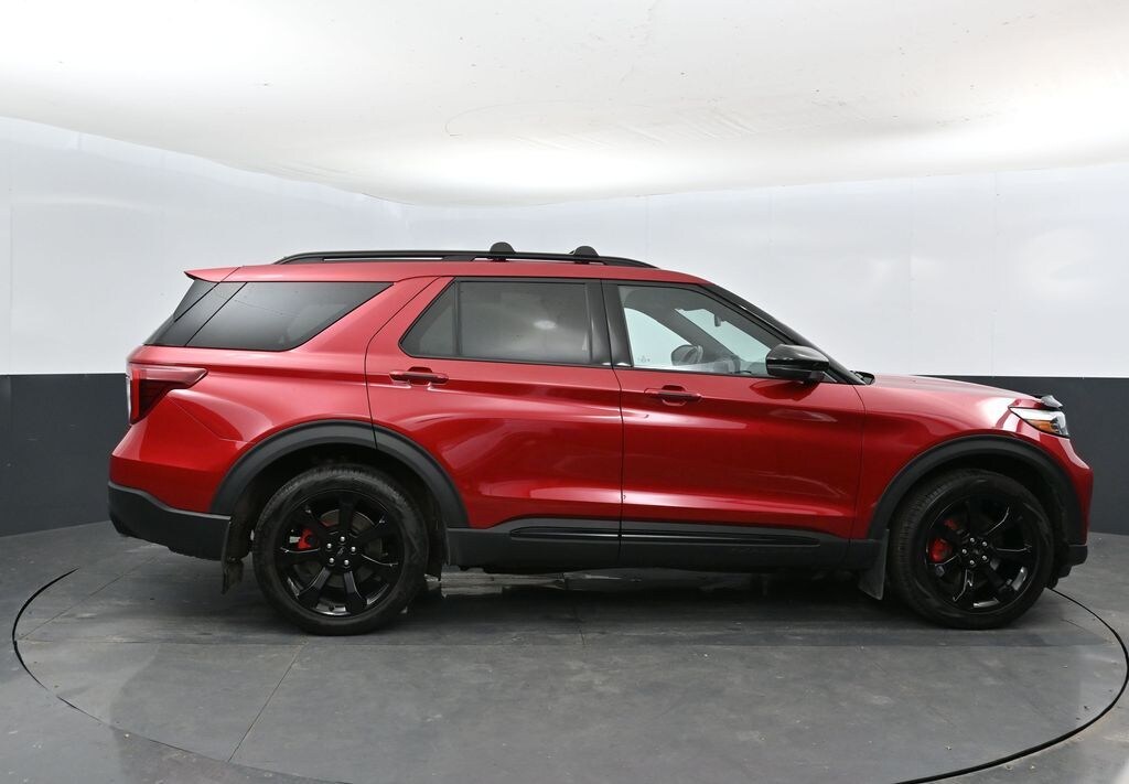 Used 2024 Ford Explorer ST SUV