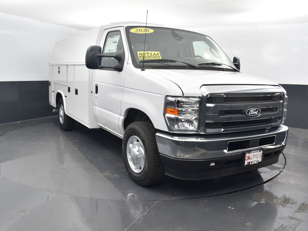 2026 Ford E-350 XL photo 4