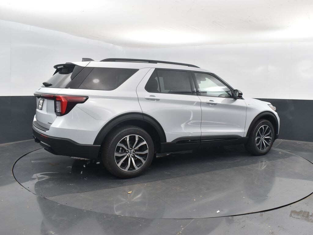 New 2026 Ford Explorer ST-Line SUV