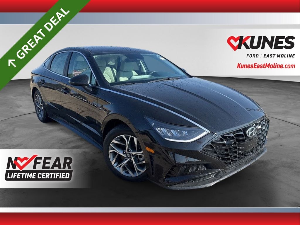 Used 2023 Hyundai Sonata SEL Sedan