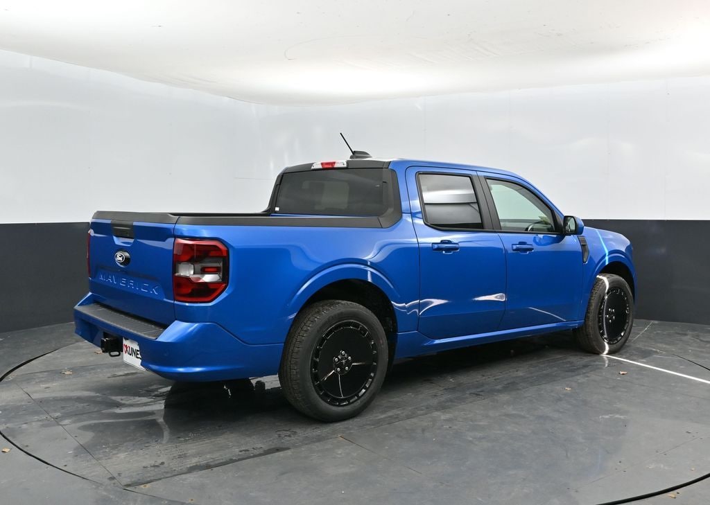 New 2026 Ford Maverick Lobo Standard Truck SuperCrew