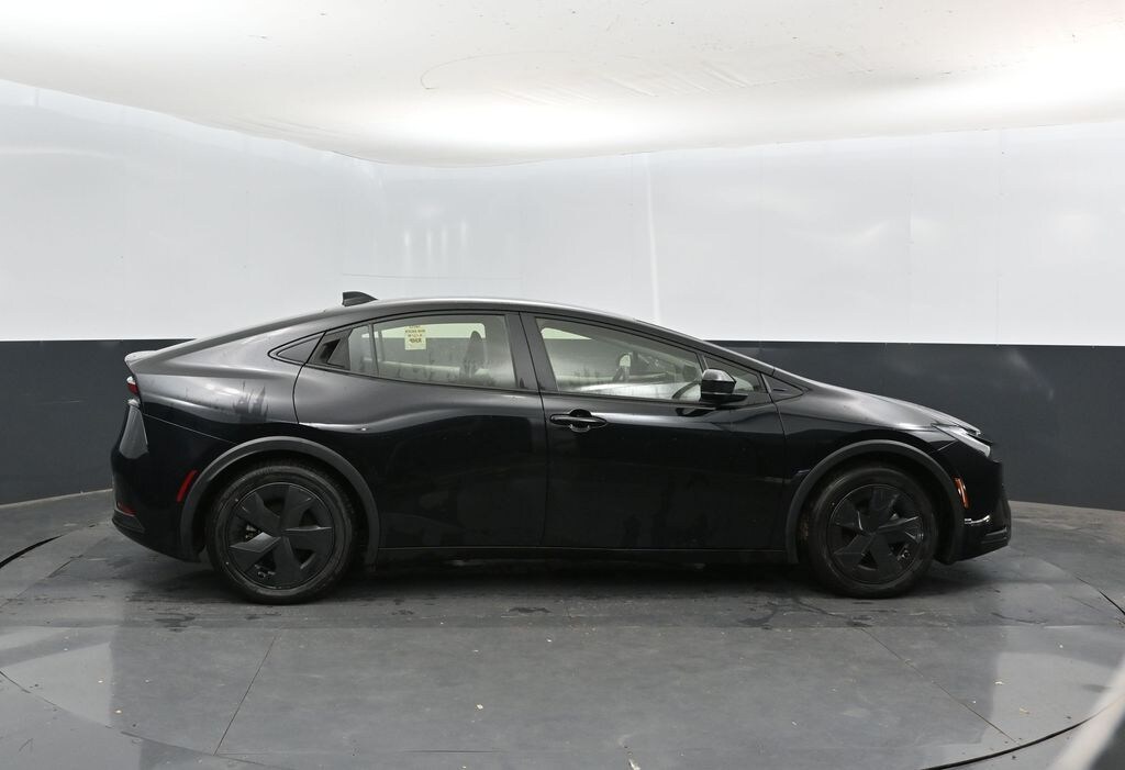Used 2025 Toyota Prius LE Hatchback