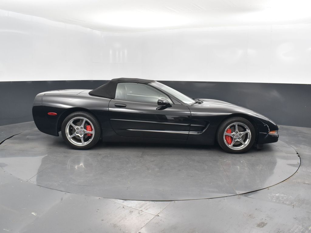 2000 Chevrolet Corvette Base Convertible photo 2
