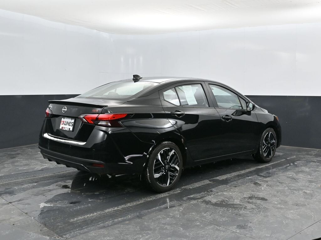 Used 2024 Nissan Versa 1.6 SR Sedan