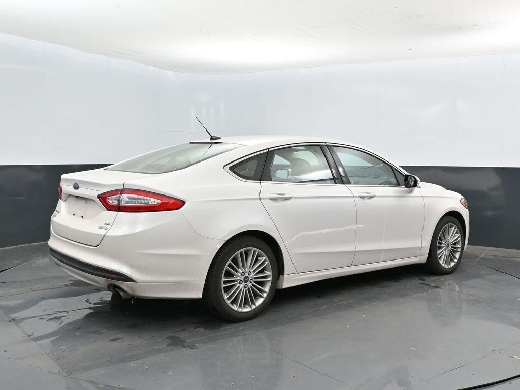 Used 2013 Ford Fusion SE Sedan