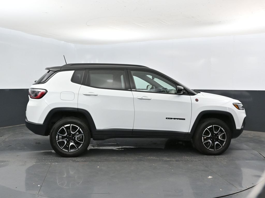 Used 2025 Jeep Compass Trailhawk SUV